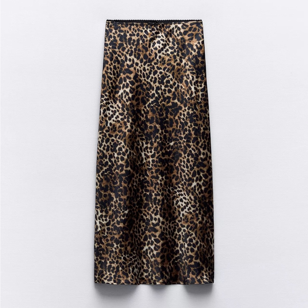 Zara satin cheetah skirt